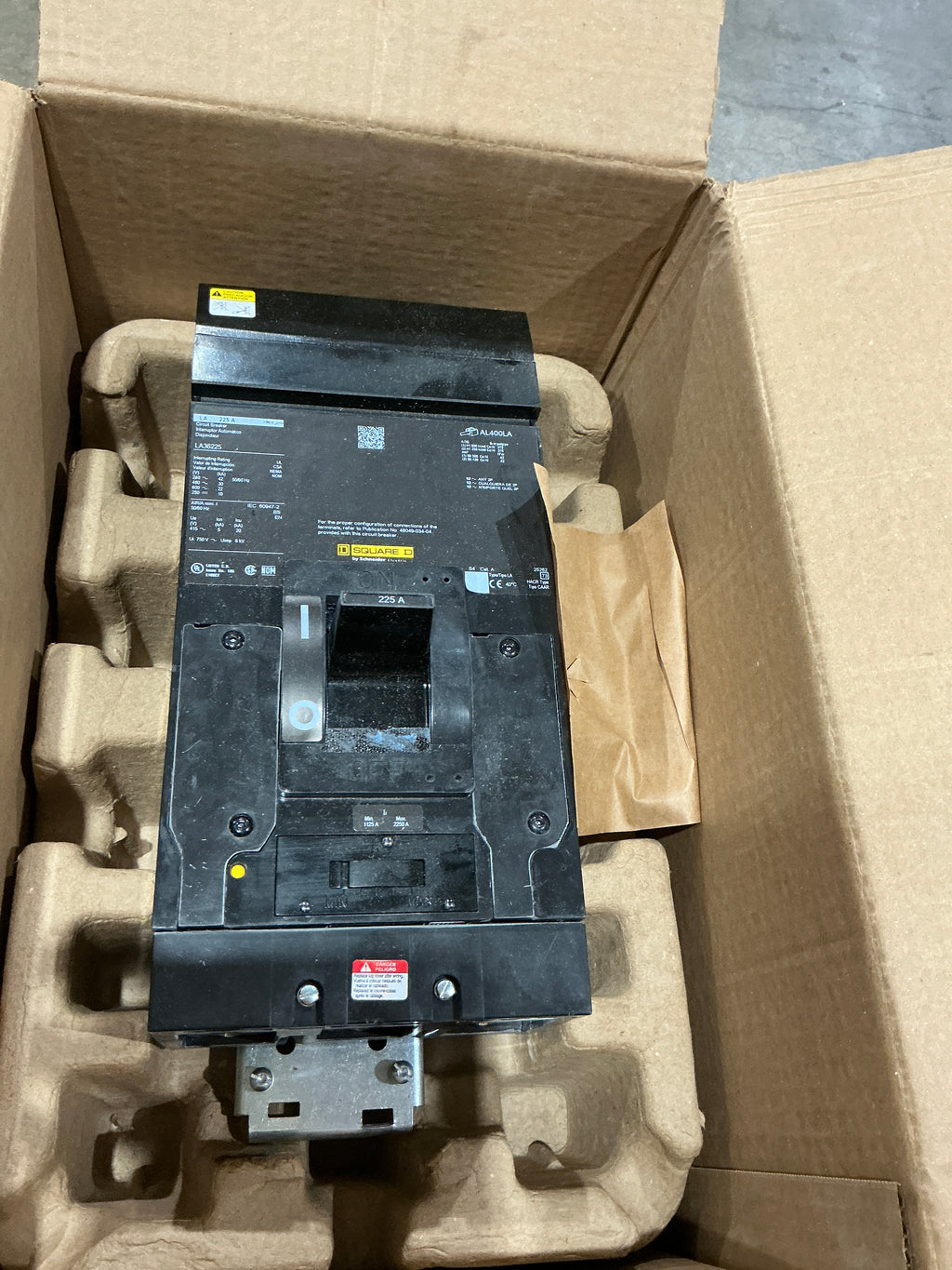 New Square D LA36225 3 Pole, 225 Amps, 600 Volts Circuit Breaker