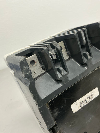 *CHIPPED* Used FD3100 3 Poles, 100 Amps, 600 Vac