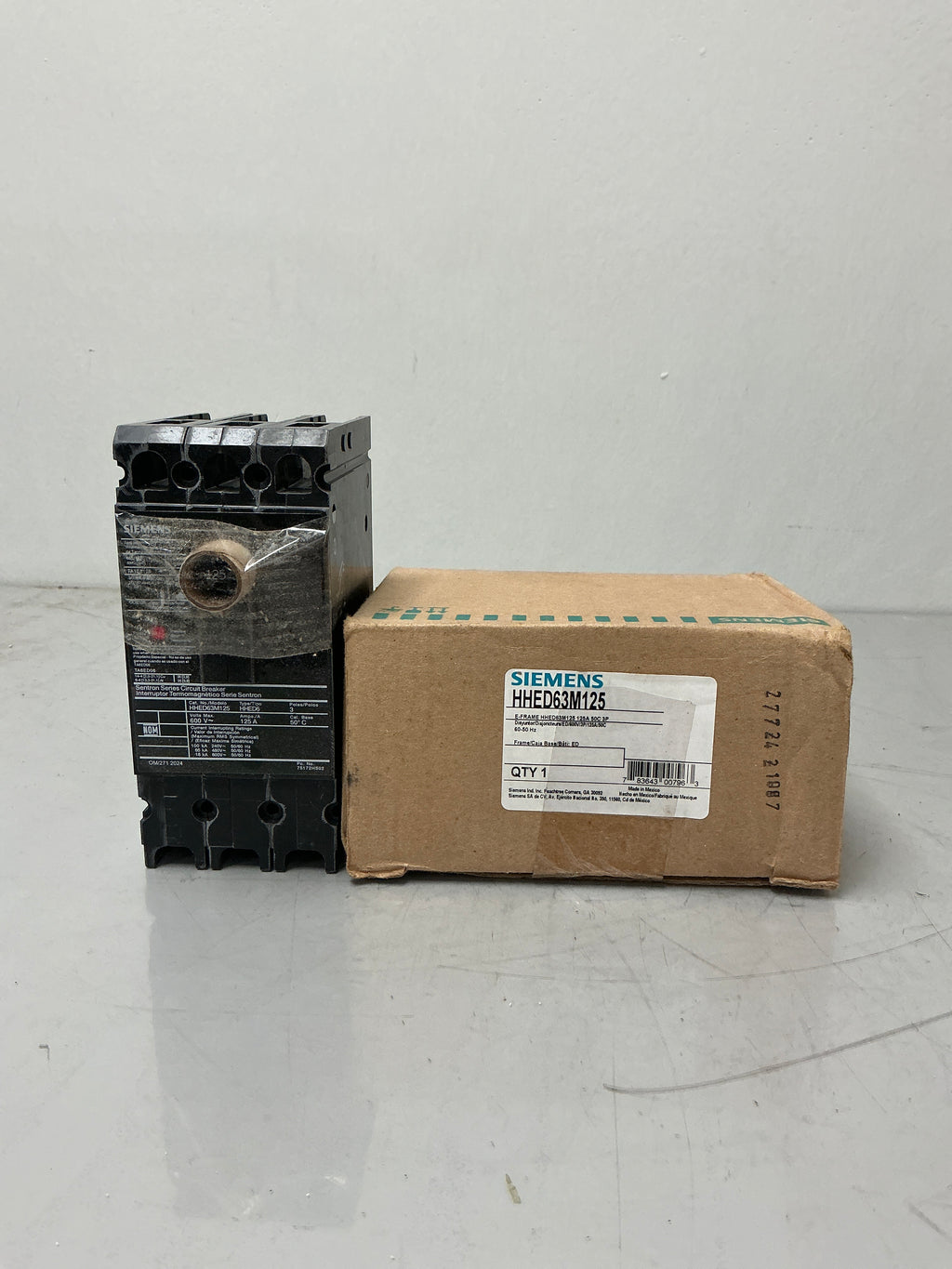New Siemens HHED63M125 3 Pole, 125 Amps, 600 Volts Circuit Breaker