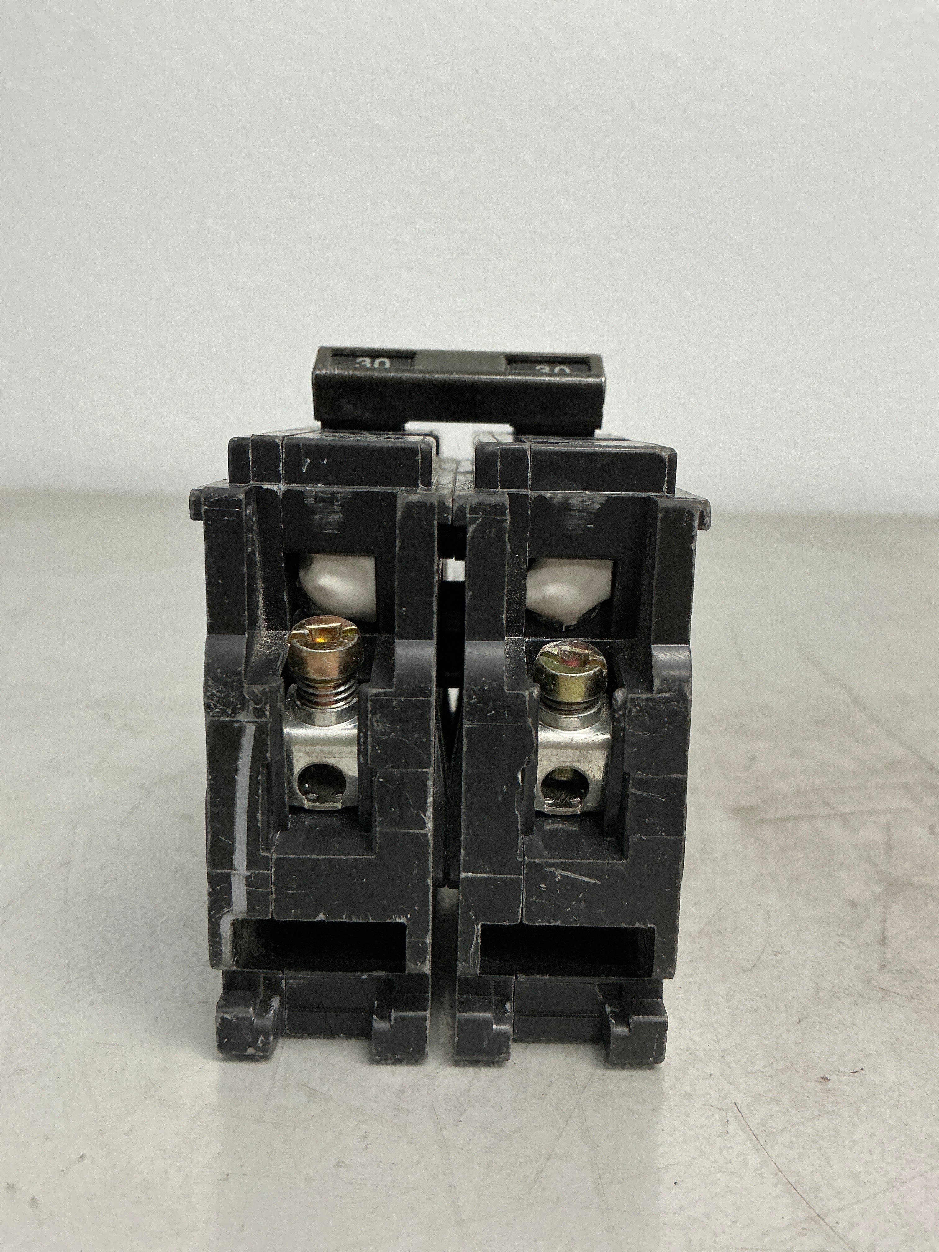 Used Siemens BQ2B030 2 Pole, 30 Amps, 240 Volts