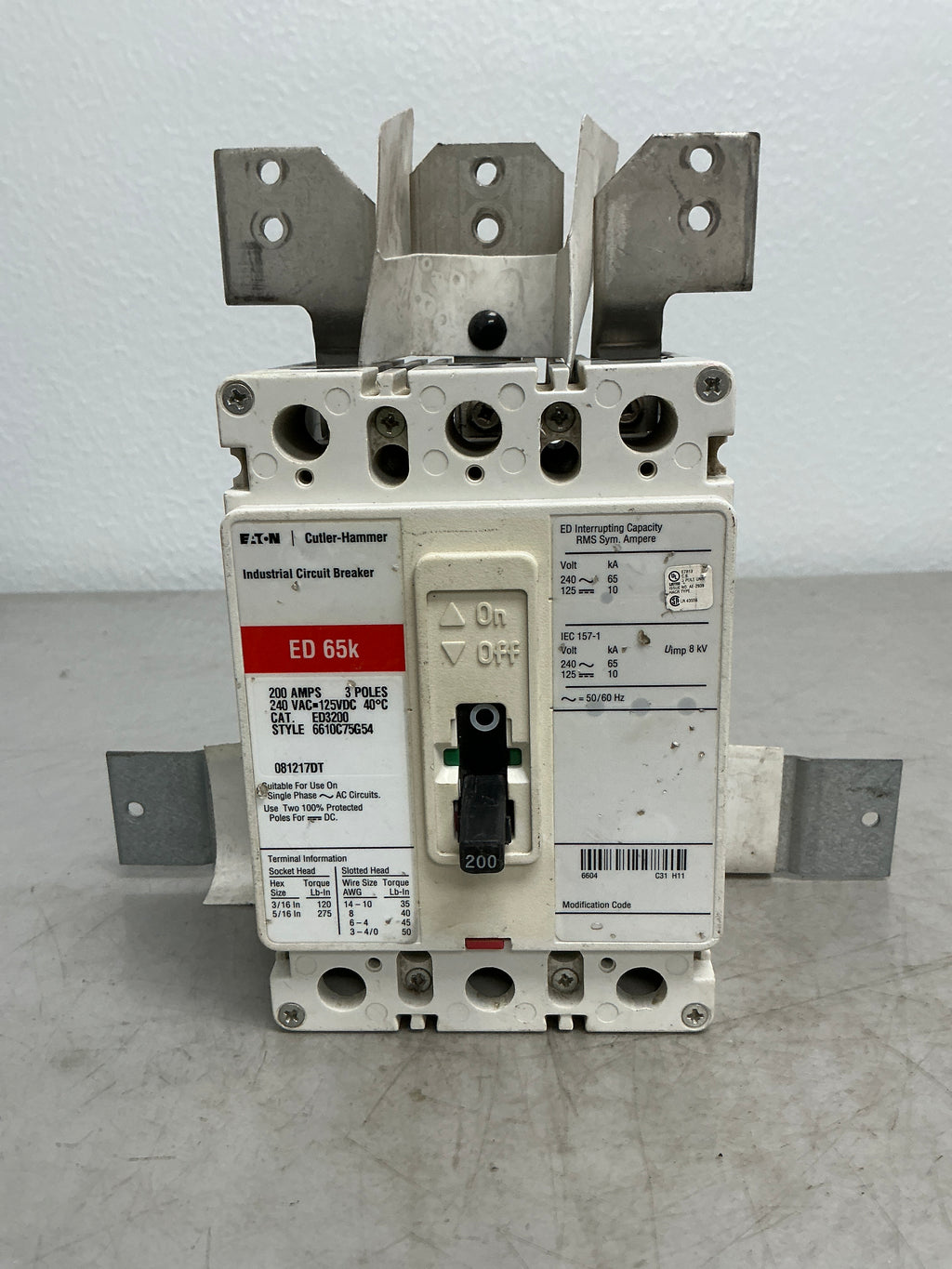 Used Eaton ED3200 3 Pole, 200 Amps, 240 Volts Circuit Breaker