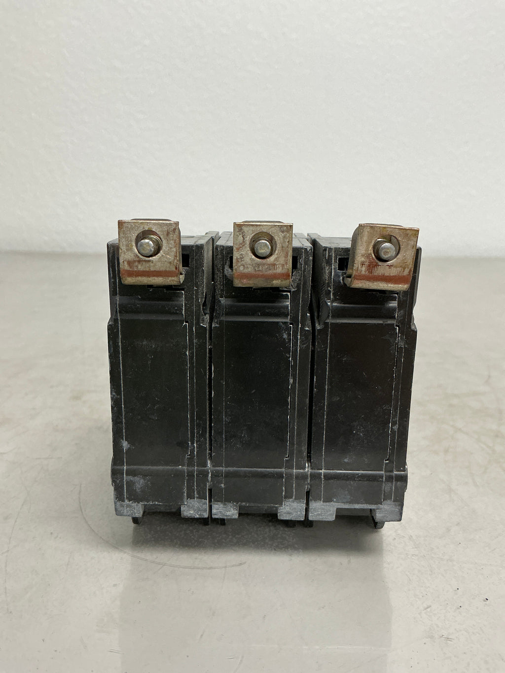 Used THQB32090 3 Pole, 90 Amps, 240 Volts