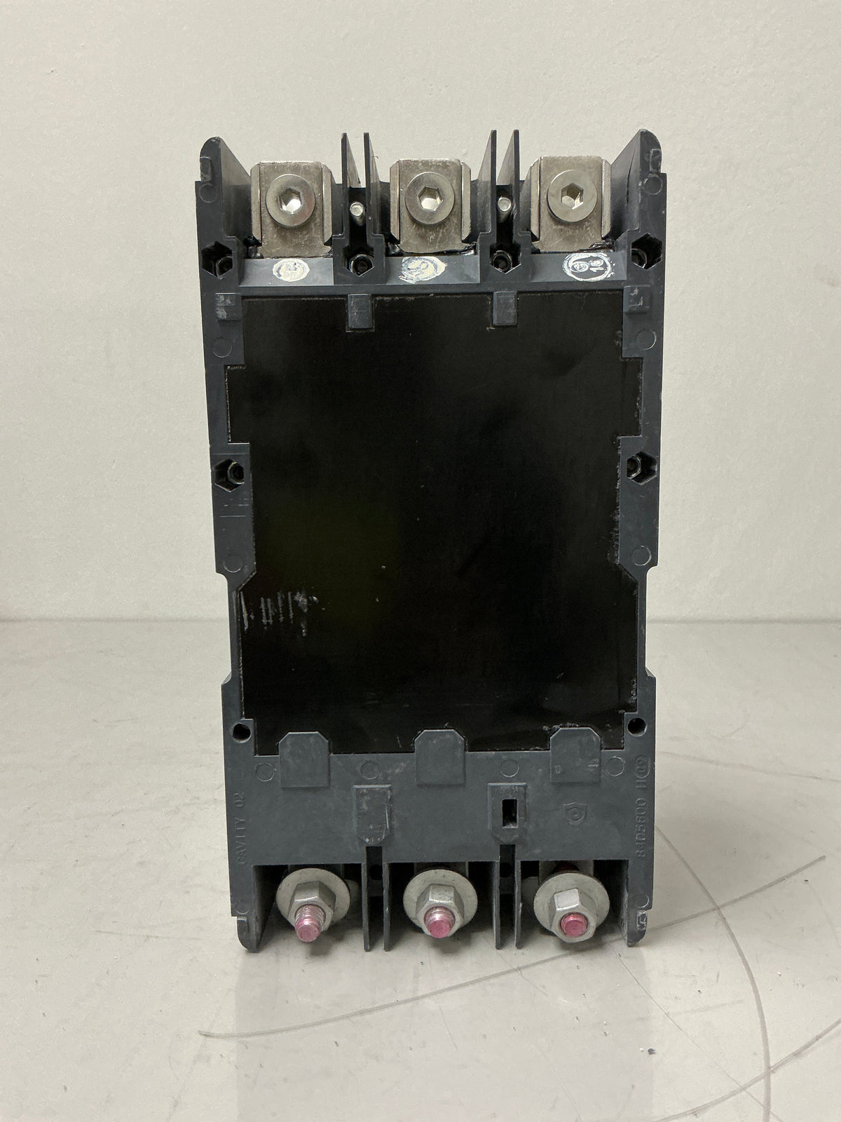 New Eaton PDD33G0300TFAN, 3 Poles, 300Amps, 240 Volts Circuit Breaker