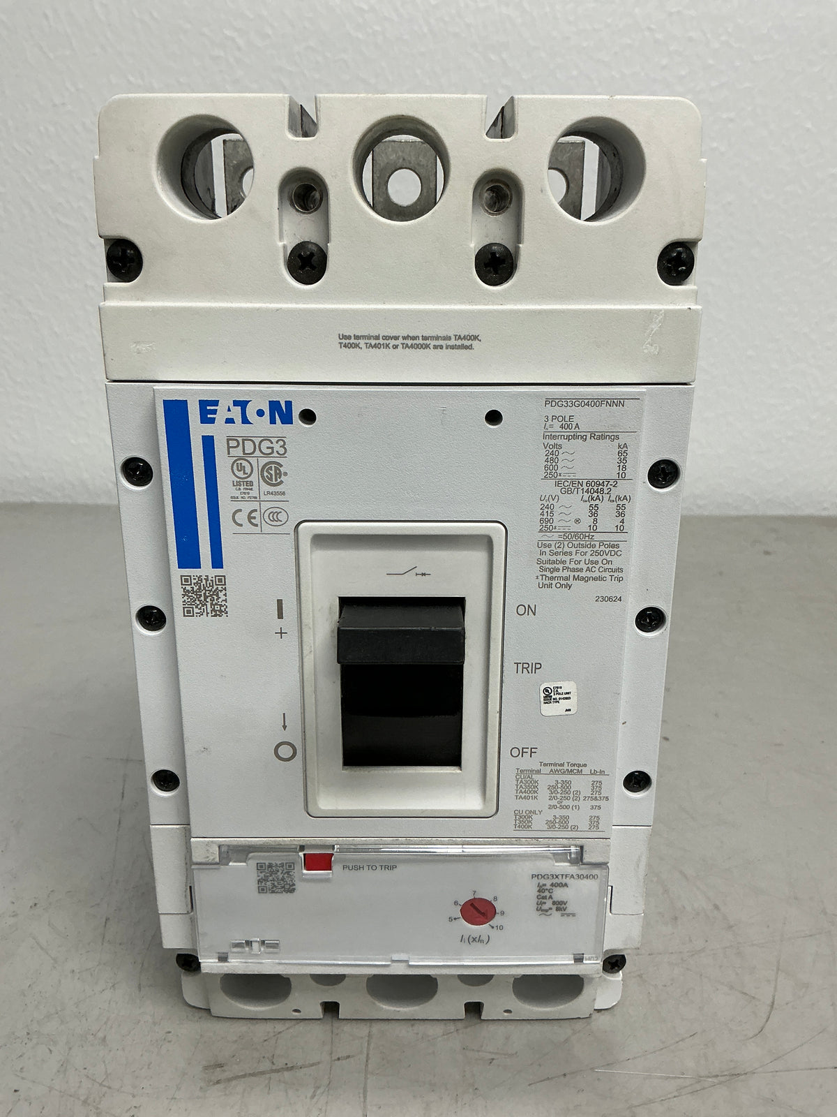 New Eaton PDG33G0400FNNN, 3 Pole, 400 Amps, 600 Volts, Circuit Breaker
