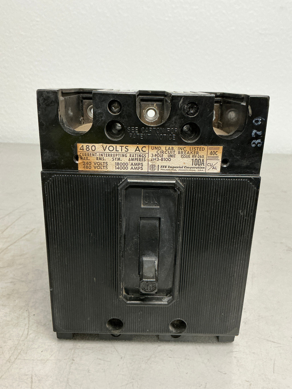 *CHIPPED* Used EH3-B100 3 Pole, 100 Amps, 480 Volts Circuit Breaker