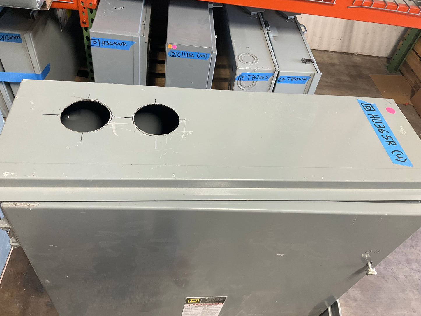 Used Square D HU365R Disconnect 400 Amp 600 Volt Non Fusible Outdoor