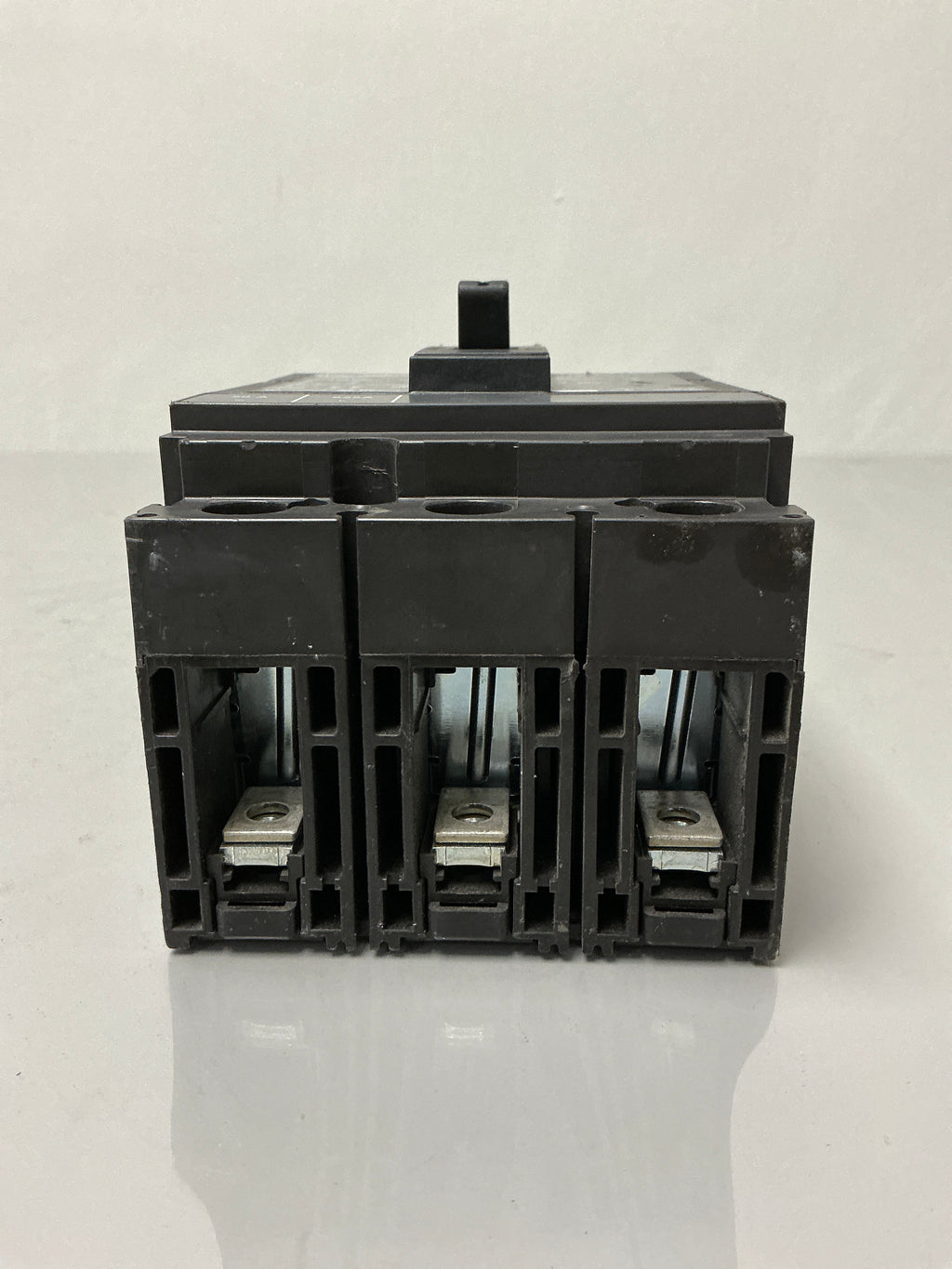 Used Square D HGM36050 3 Pole, 50 Amps, 600 Volts Circuit Breaker