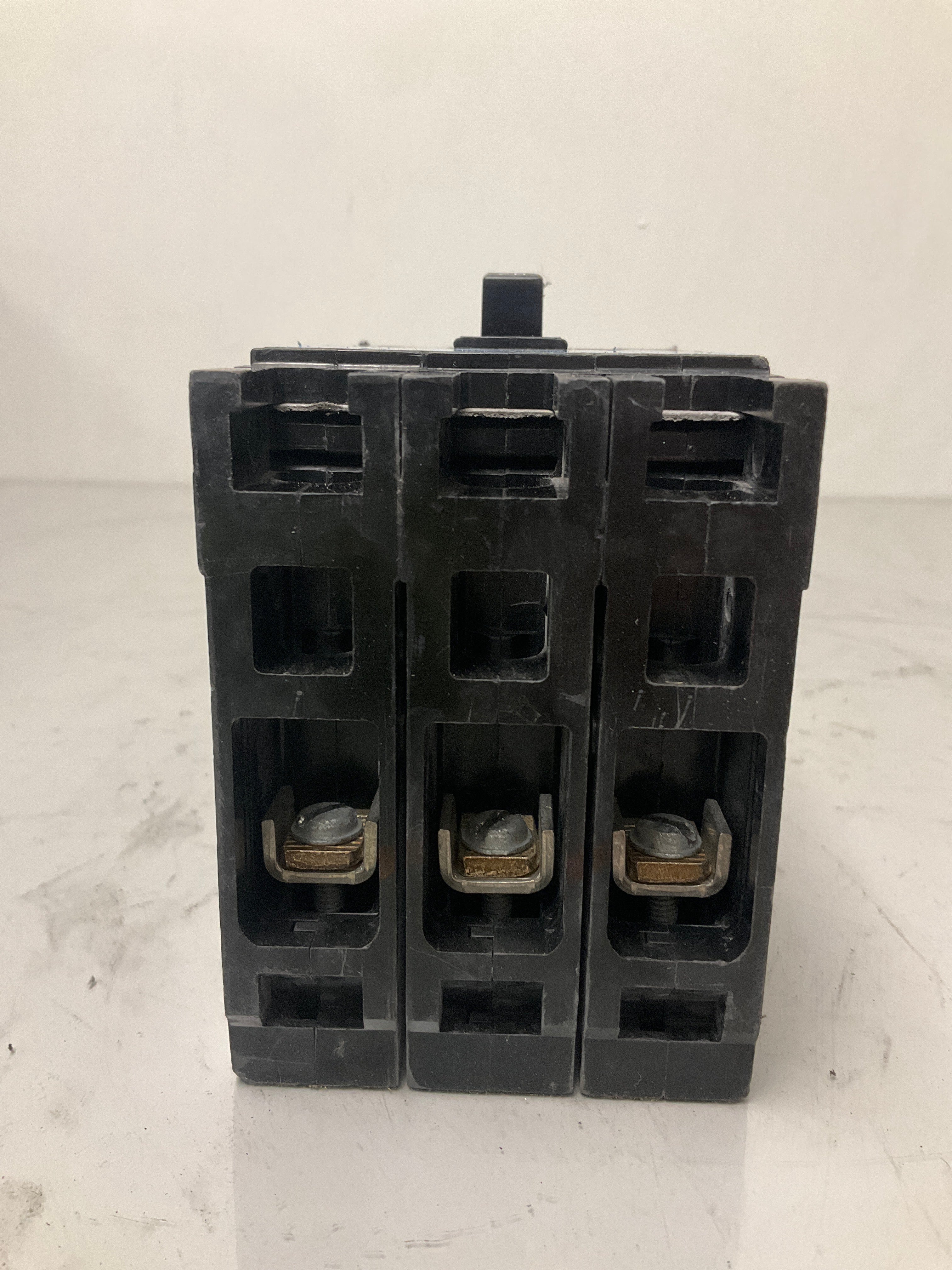 Used Siemens ED43B020 3 Pole,  20 Amps, 480 Volts Circuit Breaker