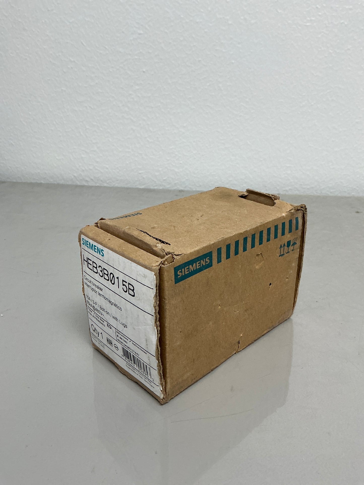 New Siemens HEB3B015B 15 Amps, 3 Pole, 480 Volt