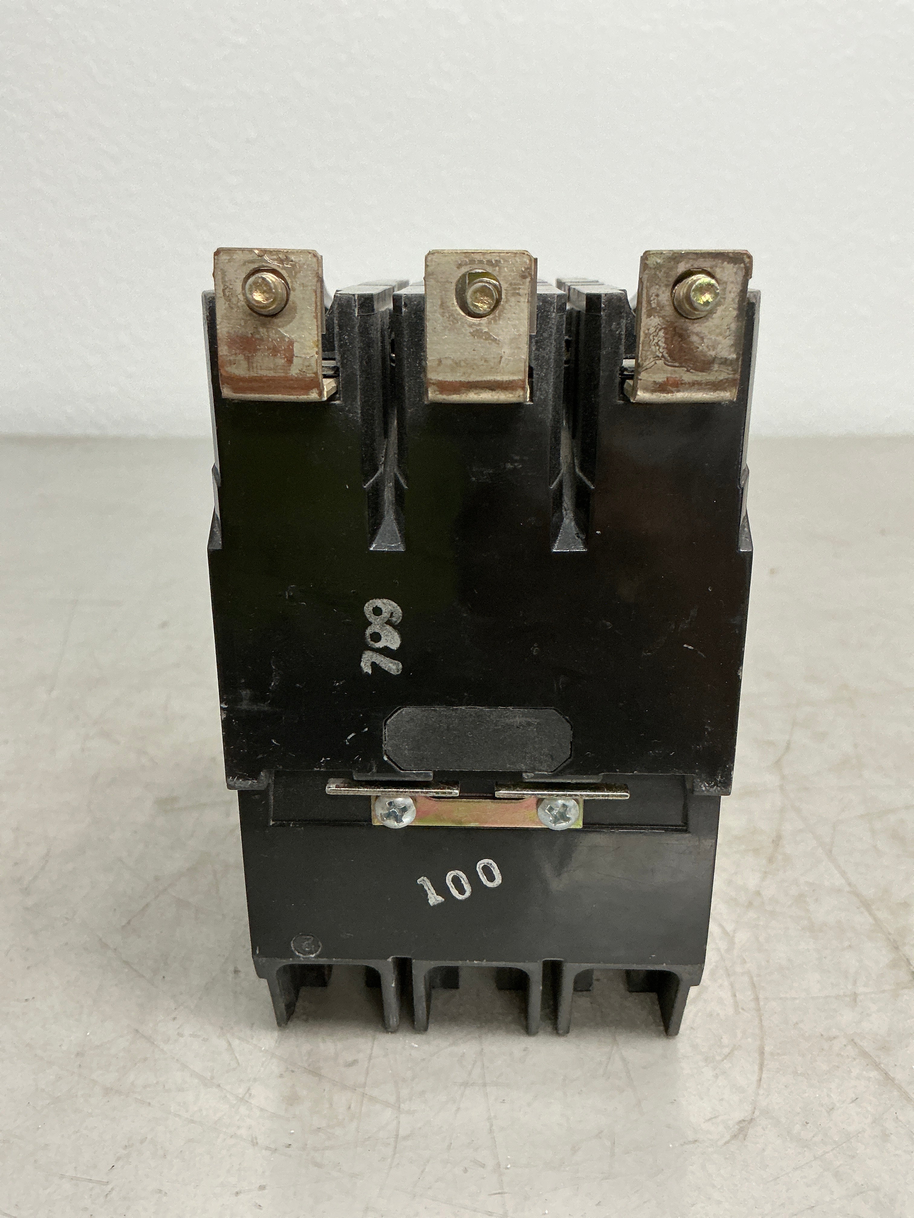Used TEY3100 3 Pole, 100 Amps, 480 Volts Circuit Breaker