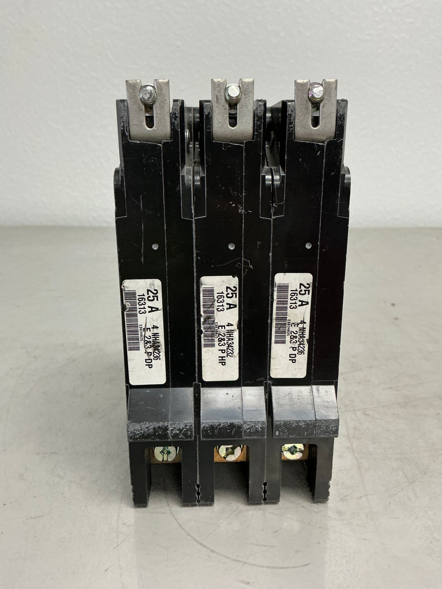 New Square D EDB34025 3 Pole, 25 Amps, 480 Volts