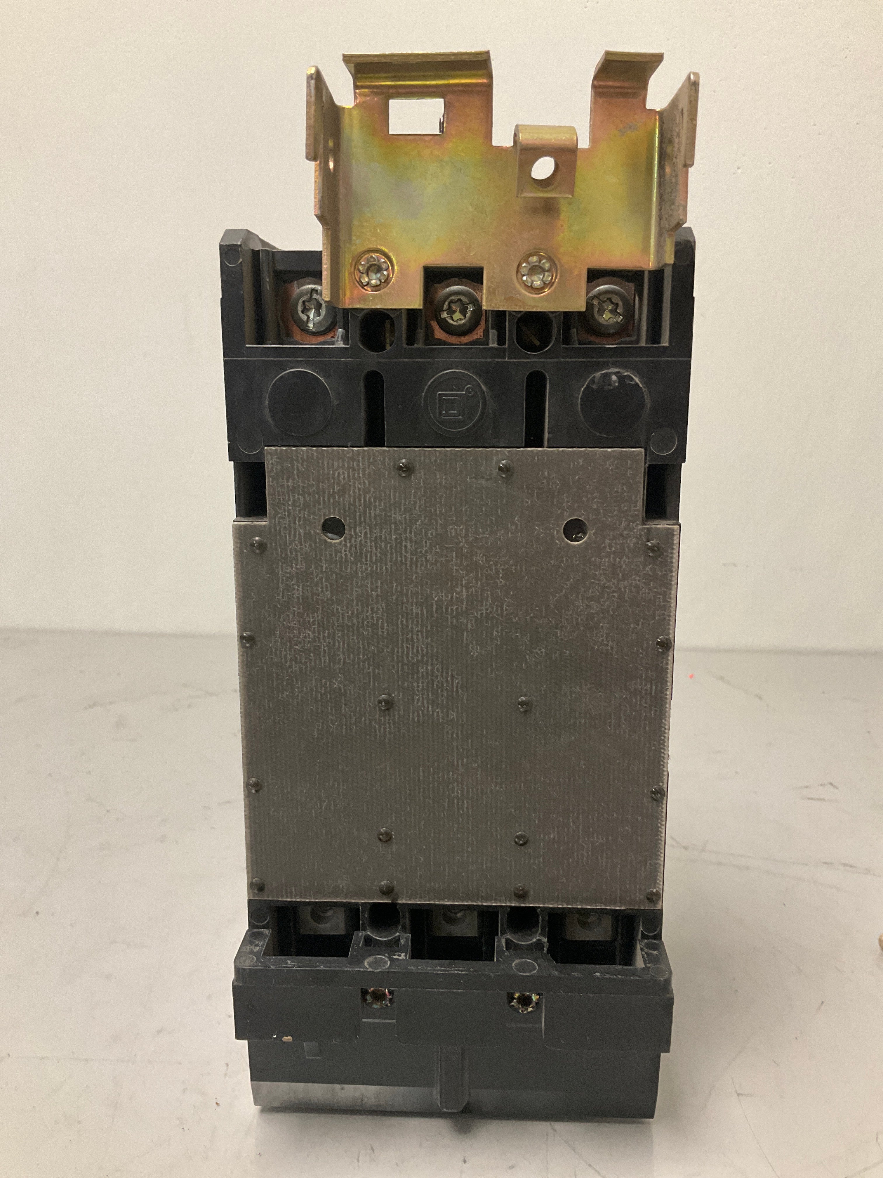 *CHIPPED* Used Square D KA36250 3 Pole, 250 Amps, 600 Volts circuit Breaker