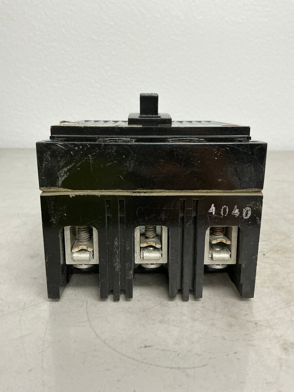 Used TED134040 3 Pole, 40 Amps, 480 Volts Circuit Breaker