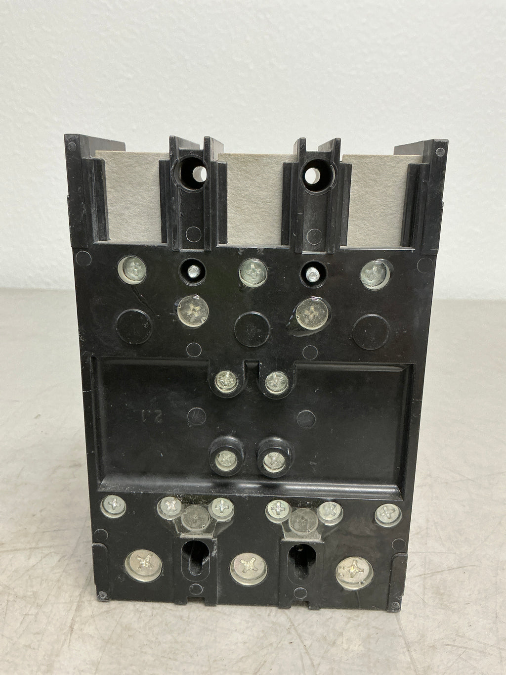 Used Square D QDL32225 3 Pole, 225 Amps Circuit Breaker