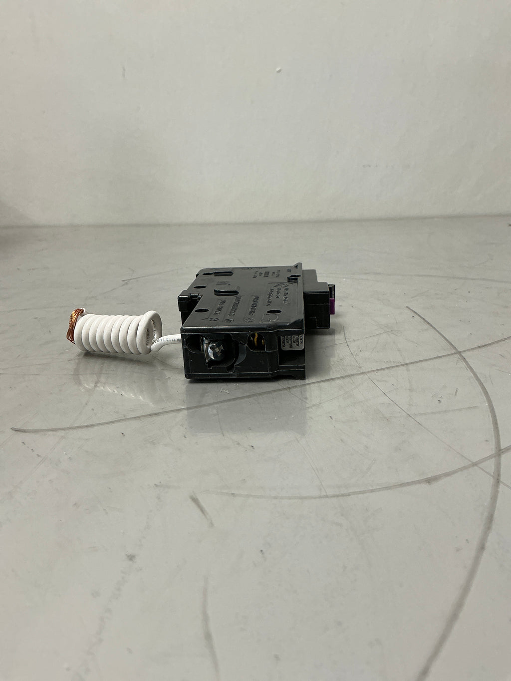 New Square D HOM120DF 1 Pole, 20 Amps, 120 Volts Circuit Breaker