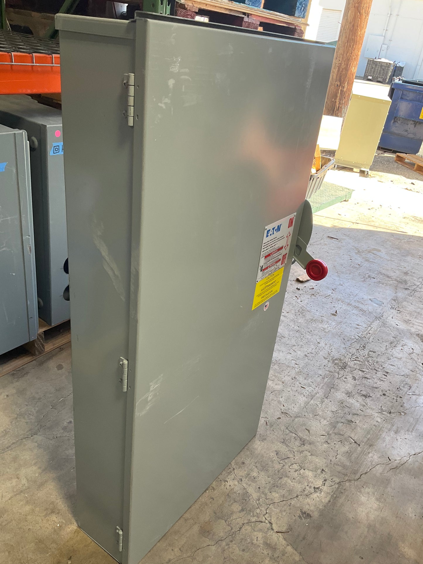 New Cutler-Hammer DH365FRK Disconnect 400 Amp 600 Volt Fusible Outdoor