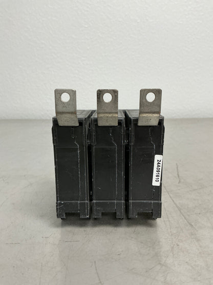 *CHIPPED* Used Siemens B315HH 3 Pole, 15 Amps, 240 Volts