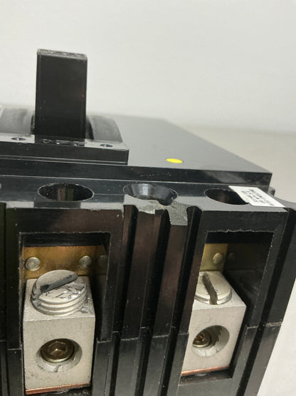 *CHIPPED*Used Square D FAL34100 3 Pole, 100 Amps, 480 Volts