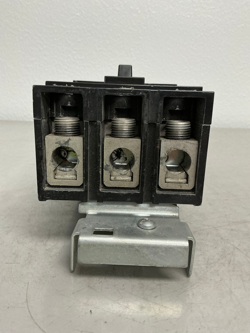 Used Square D QDA32225 3 Pole, 225 Amps, 600 Volts