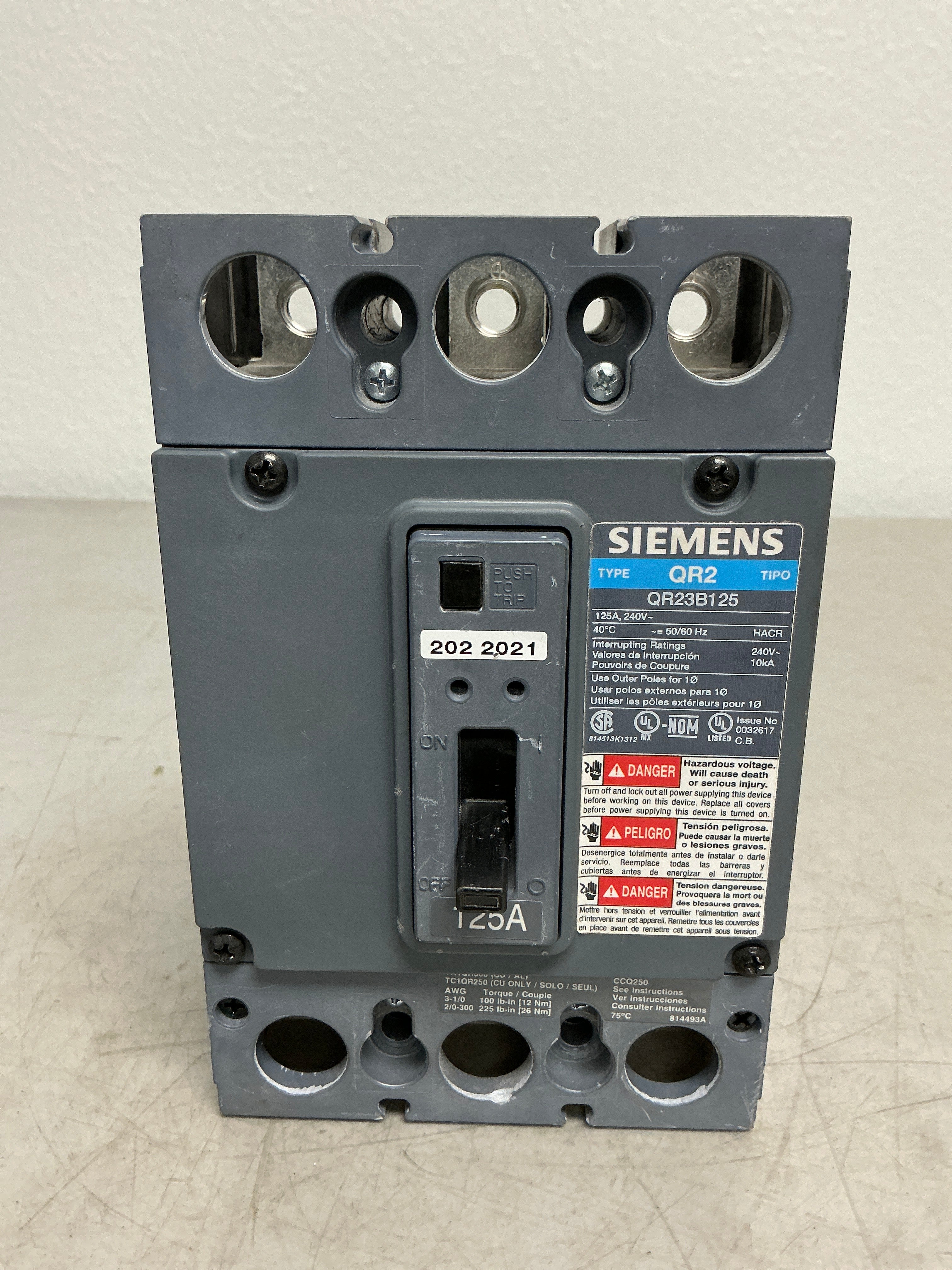 New Siemens QR23B125 3 Pole, 125 Amps, 240 Volts Circuit Breaker