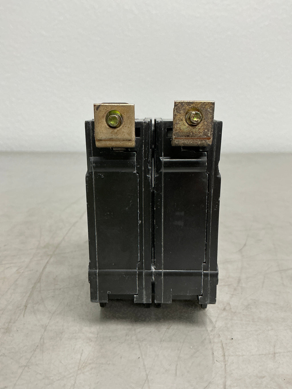 Used THQB2190 2 Pole, 90 Amps, 240 Volts