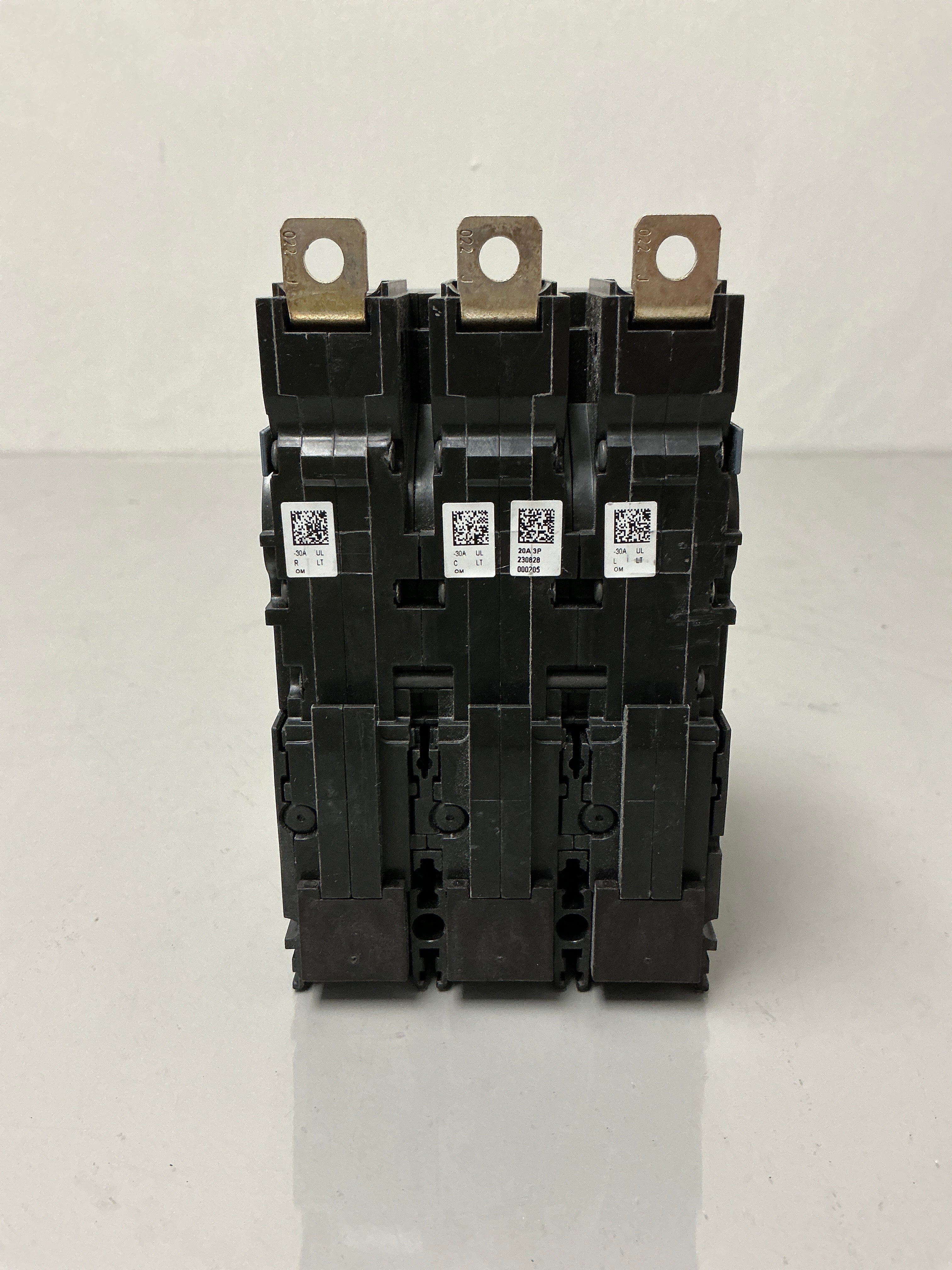 New Siemens 3VA4120-6ED34-00AA0 3 Pole, 20Amps, 600Y/347V Circuit Breaker