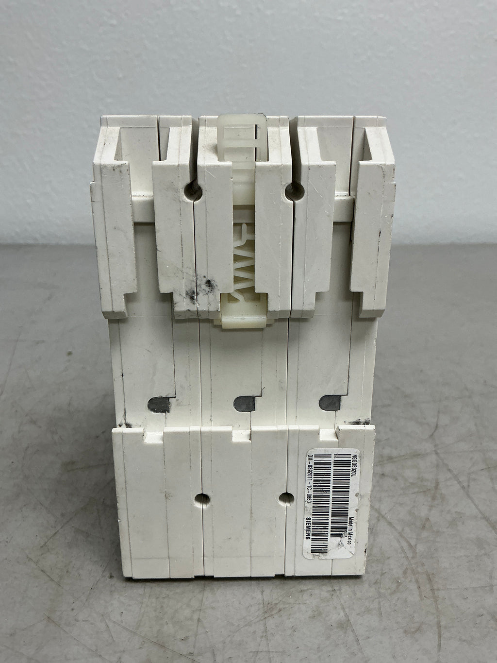 Used Siemens NGG3B020 3 Pole, 20 Amps, 480 Volts