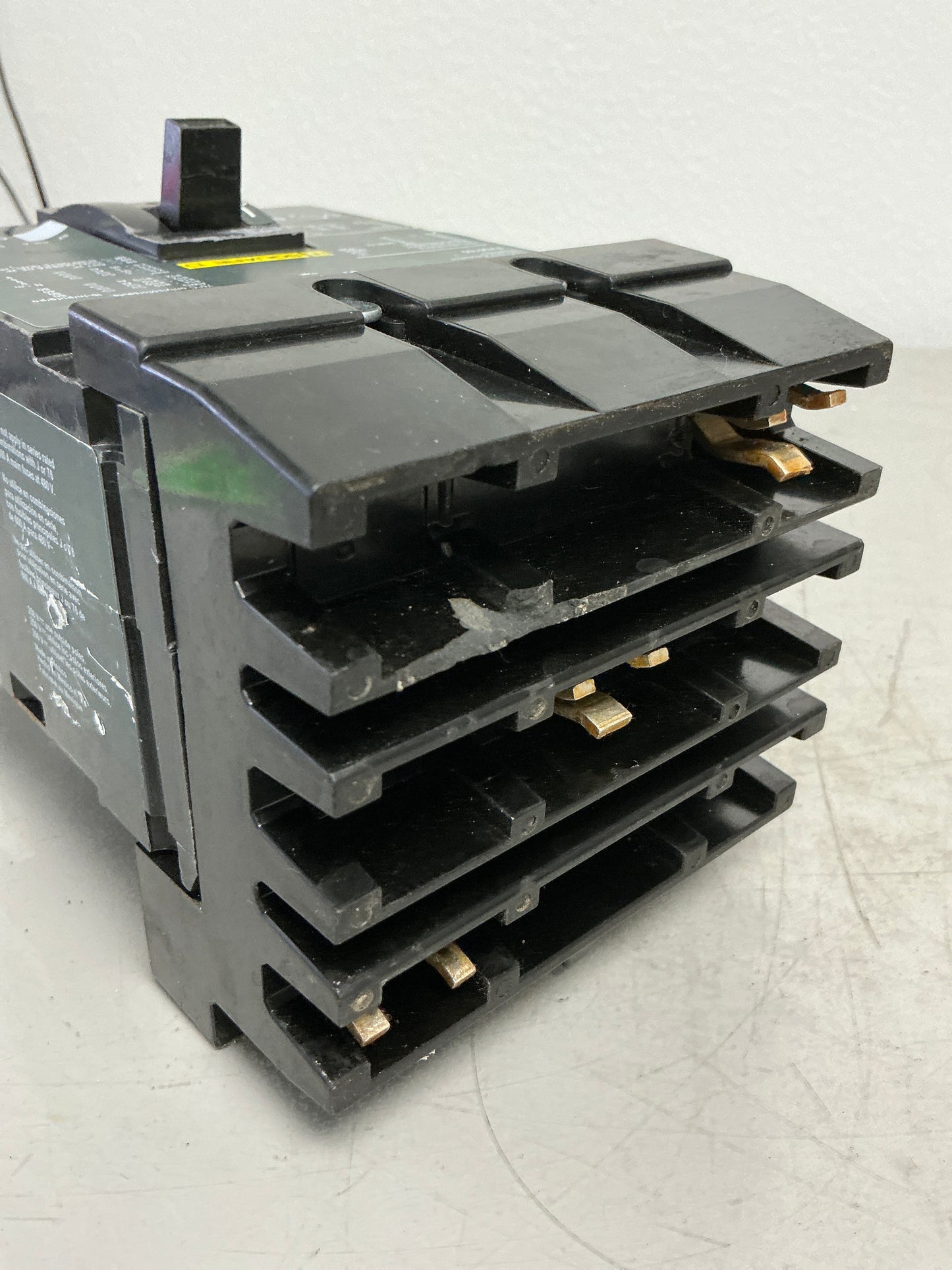 *CHIPPED* Used Square D FH36100 3 Pole, 100 Amps