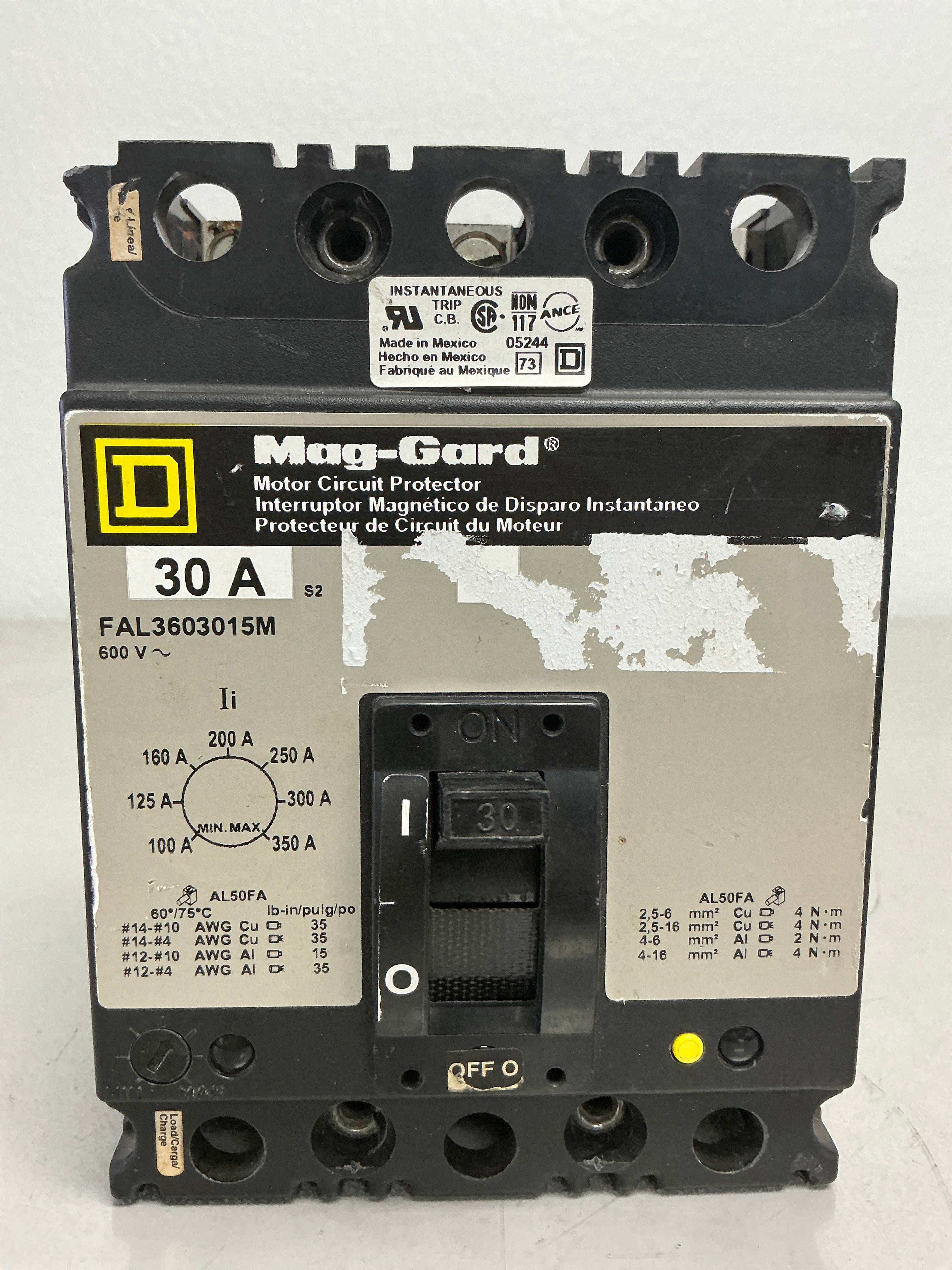 *CHIPPED* Used Square D FAL3603015M 3 Pole, 30 Amps, 600 Volt