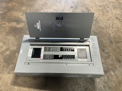 Used Siemens Panelboard 250 Amp Main Lug 30 Circuit 120/240 Volt P1A30MC250CT(item#p1)