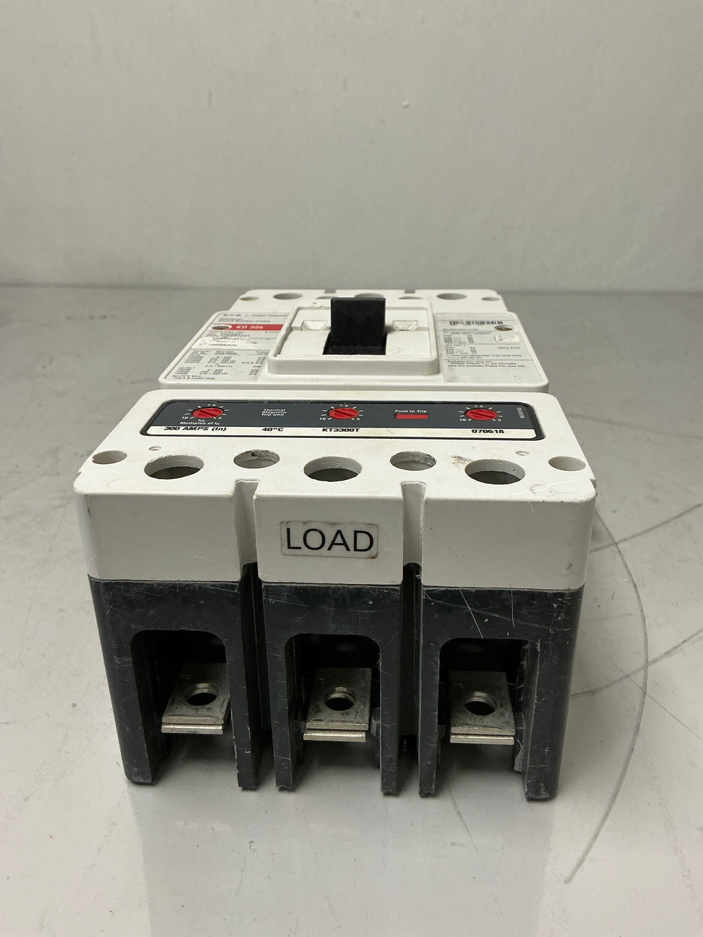 Used Eaton KD3300 3 Pole, 300 Amps, 600 Volts Circuit Breaker