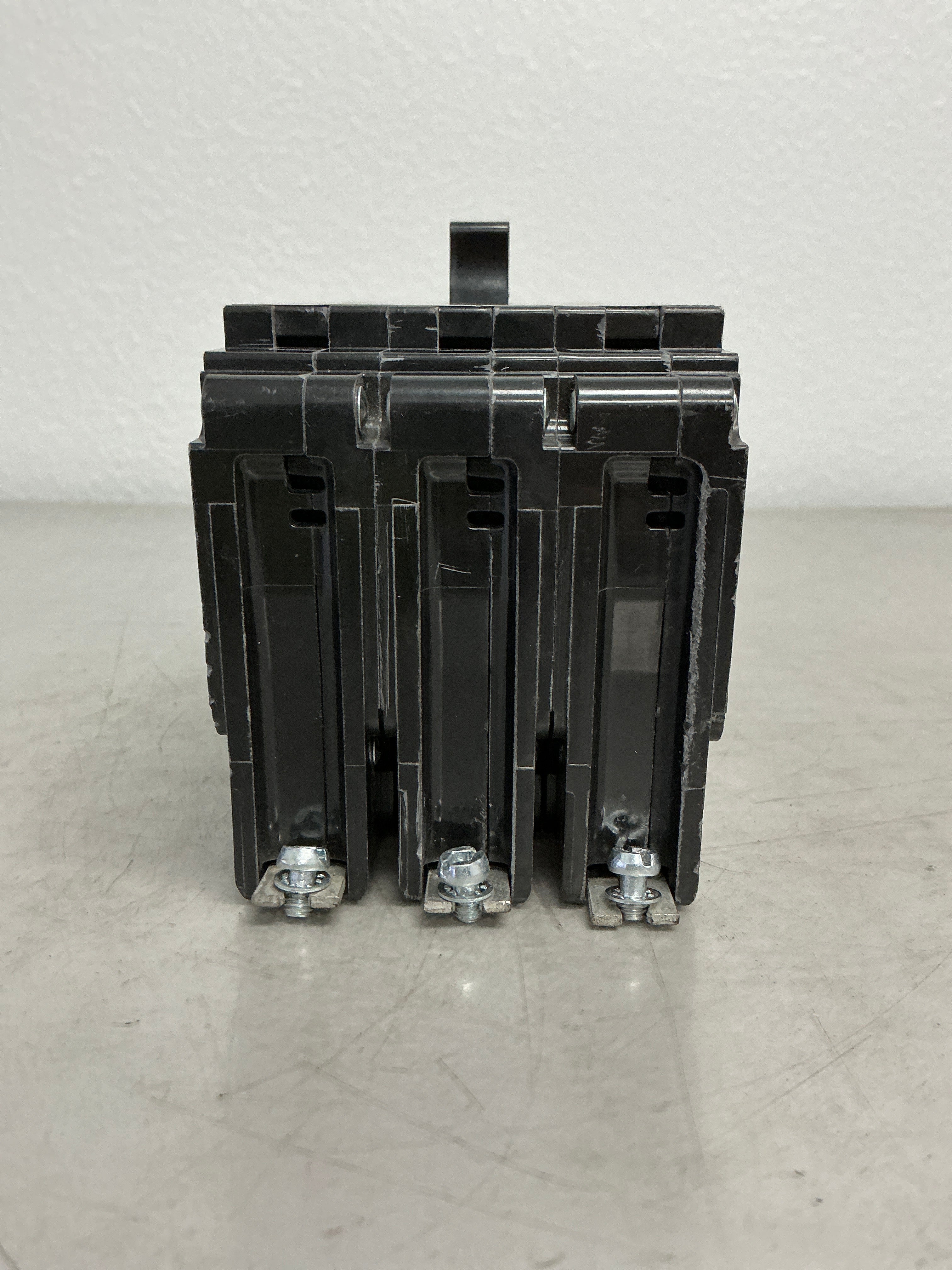 New Square D EJB34040 3 Poles, 40 Amps, 480 Volts