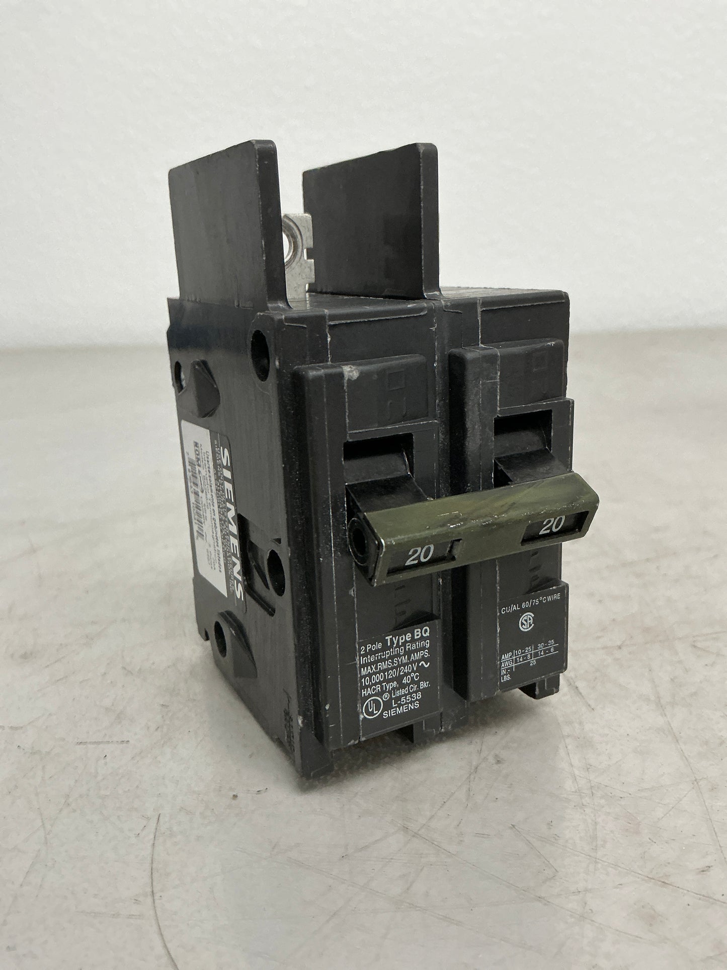 Used Siemens BQ2B020 2 Pole, 20 Amps, 240 Volts