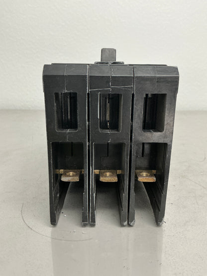 Used Siemens CED63B030 3 Pole, 30 Amps, 600 Volts