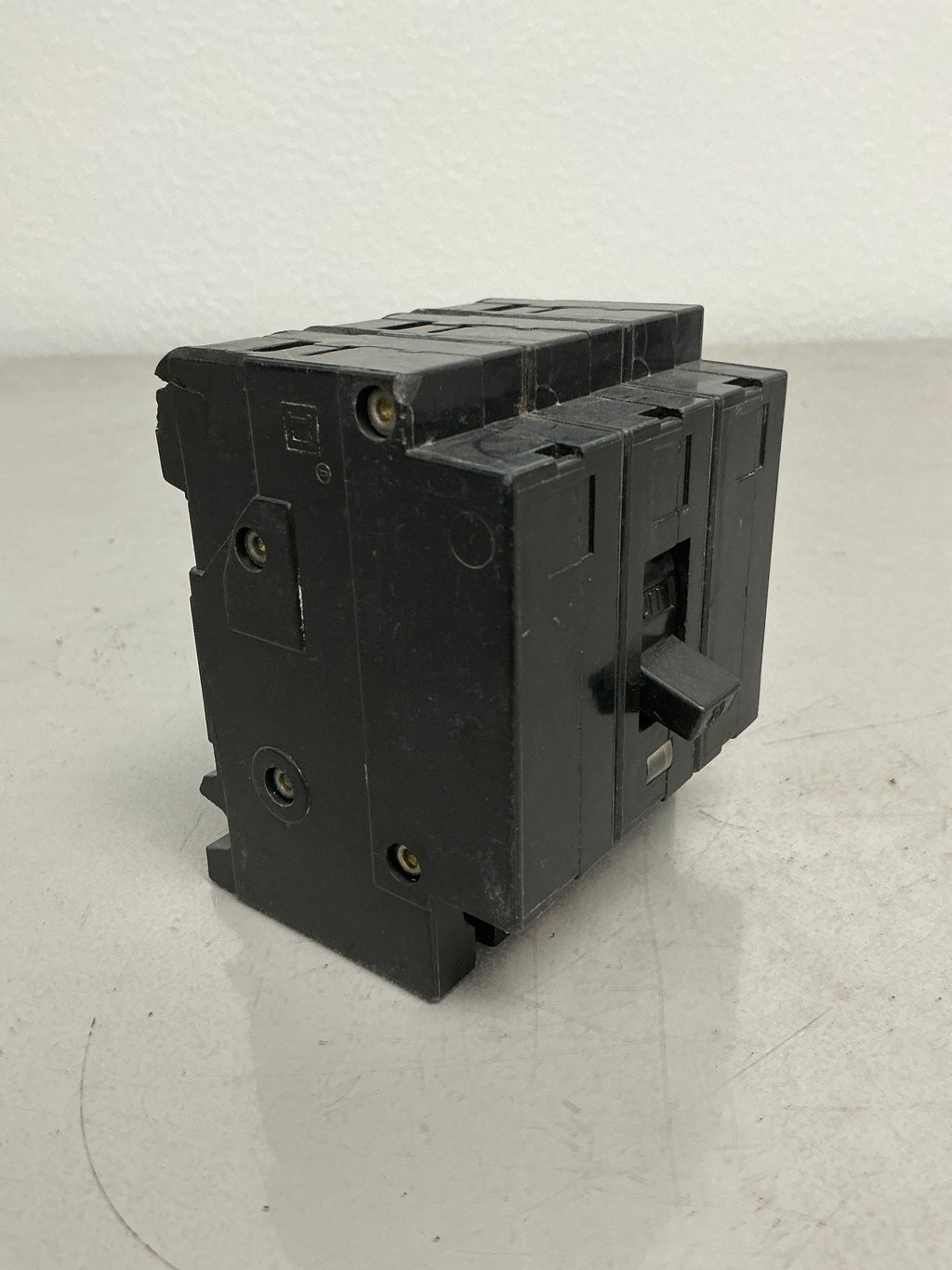 Used Square D EH34020 3 Pole, 20 Amps, 480 Volts