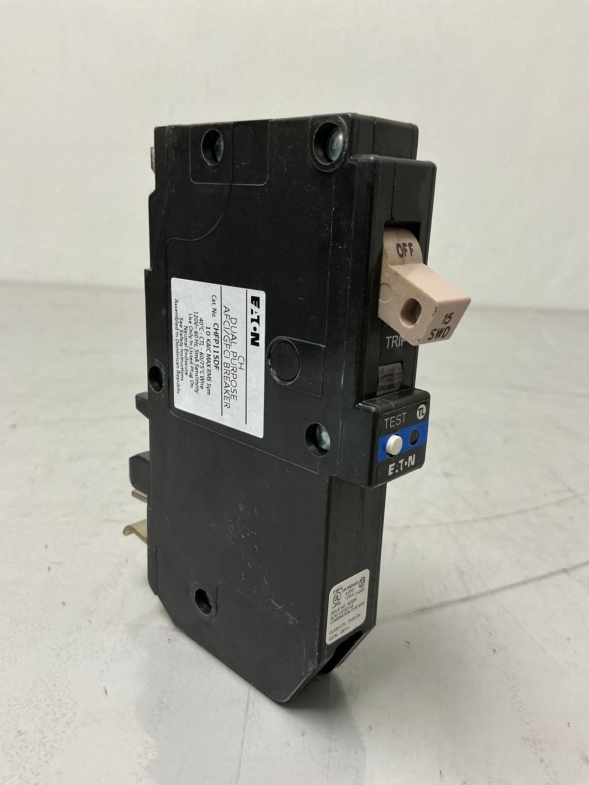 New Eaton CHFP115DF 1 Pole, 15 Amps, 120 Volts Circuit Breaker