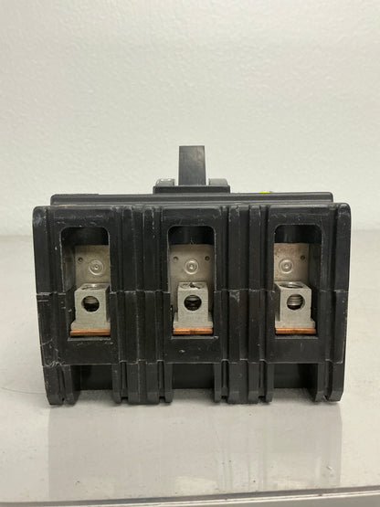 *CHIPPED* Used Square D FAL3603015M 3 Pole, 30 Amps, 600 Volt