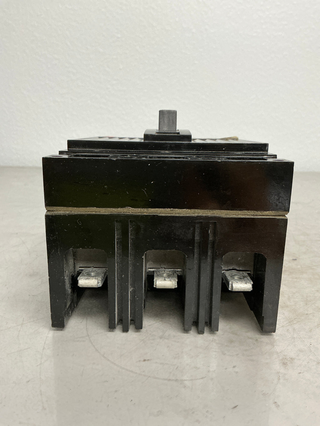 Used TED134040 3 Pole, 40 Amps, 480 Volts Circuit Breaker
