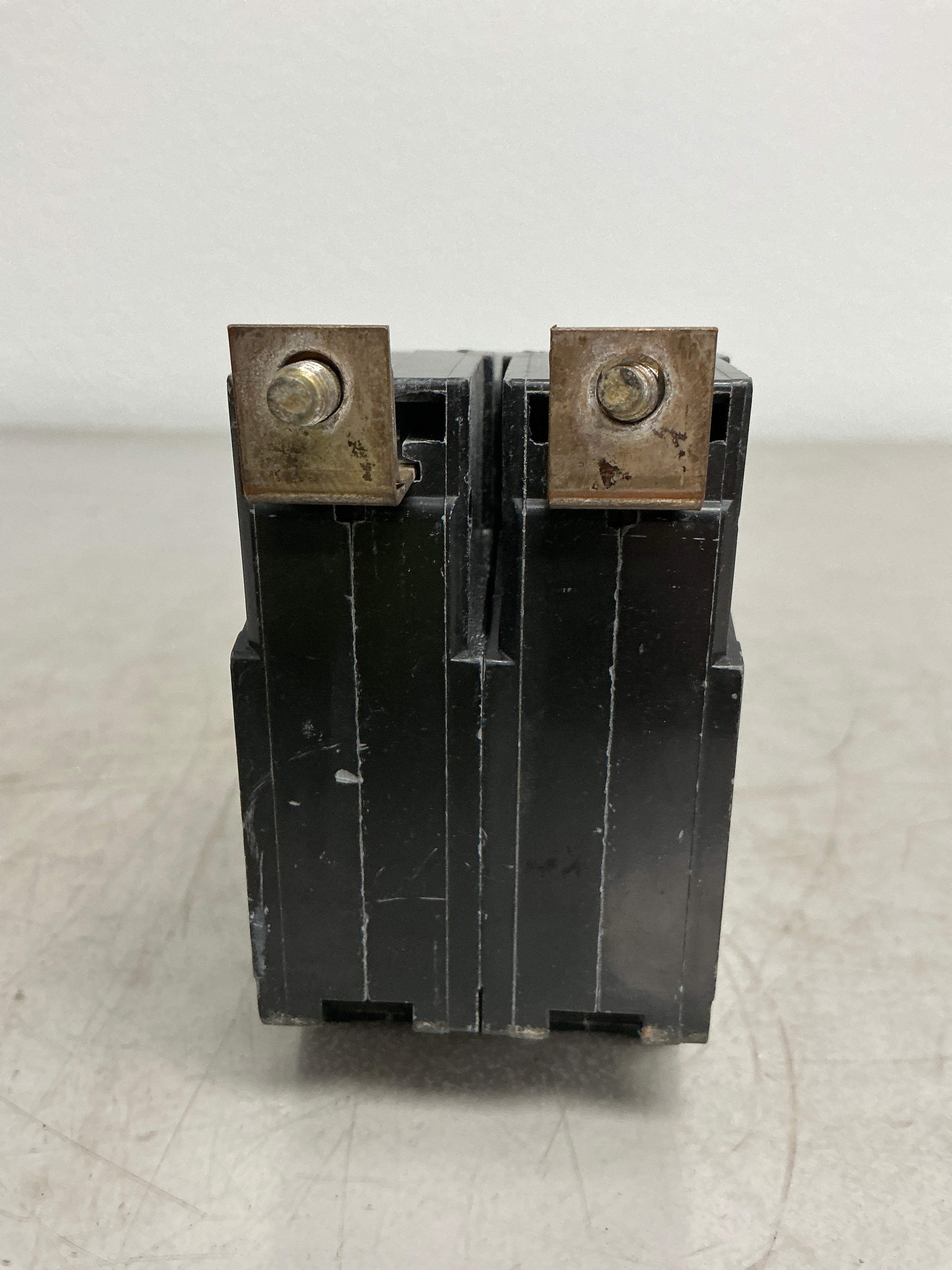 Used THQB2130 2 Pole, 30 Amps, 240 Volts