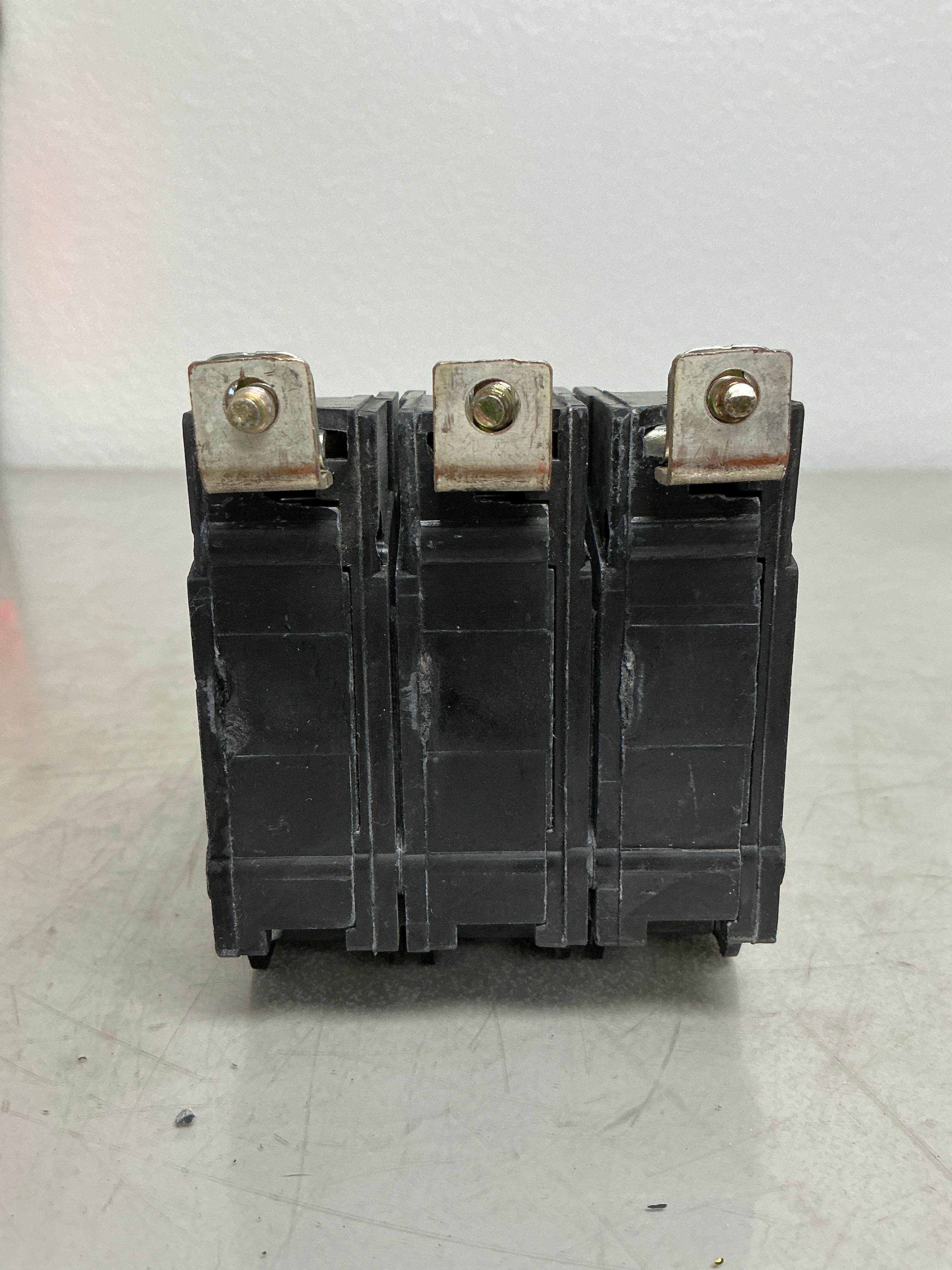 Used THQB32020 3 Pole, 20 Amps, 240 Volts