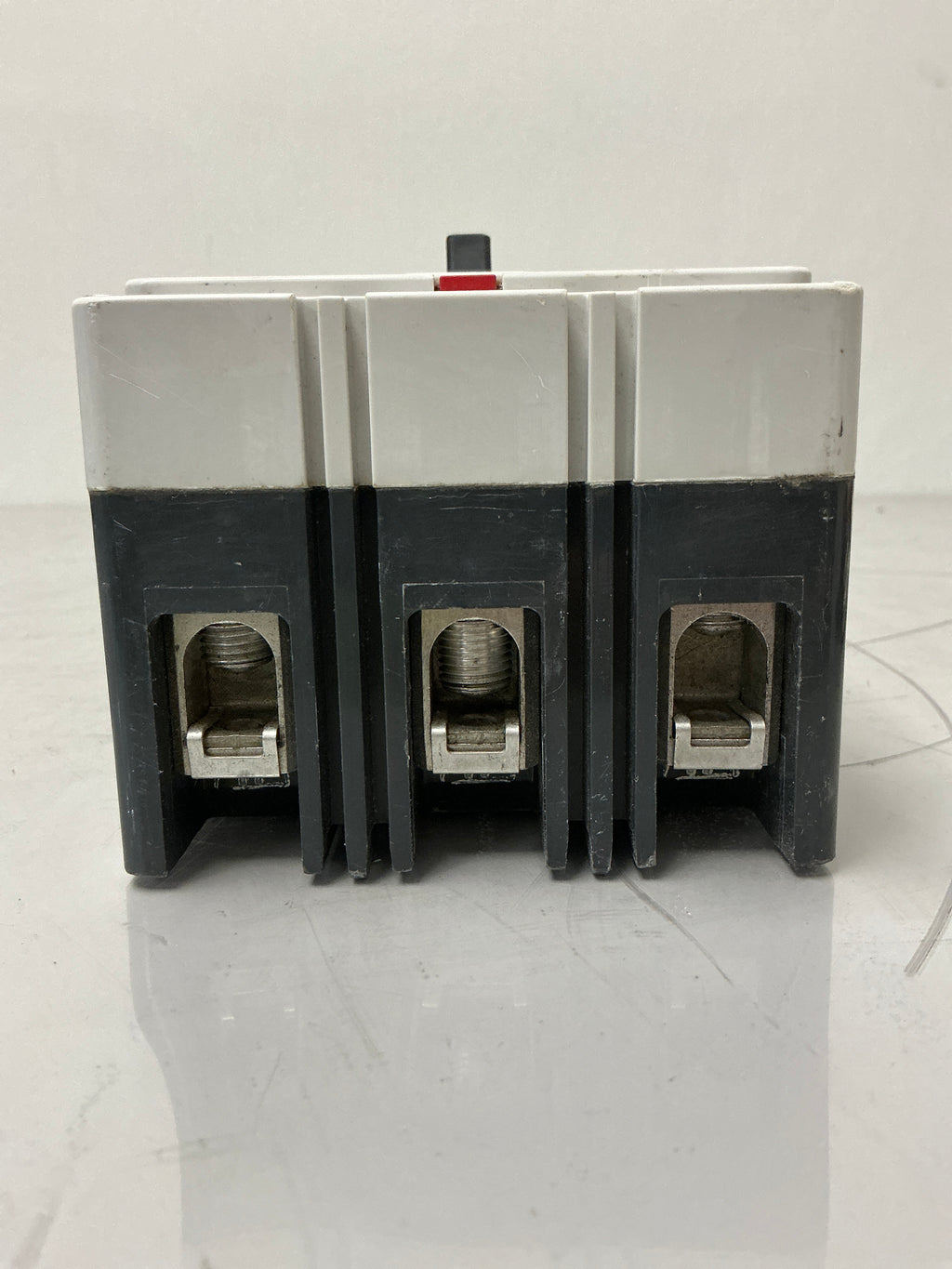 Used Eaton FD3200BP10 3 Pole, 200 Amps, 600 Volts Circuit Breaker