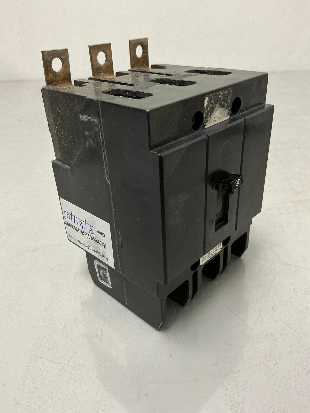 Used Cutler hammer GHB3030 3 Pole, 30 Amps, 480 Volts Circuit Breaker