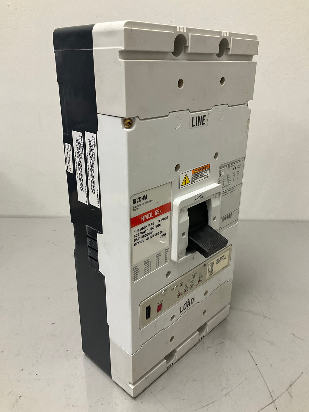 Used Eaton HMDL3800 3 Pole, 800 Amps, 600 Volts Circuit Breaker