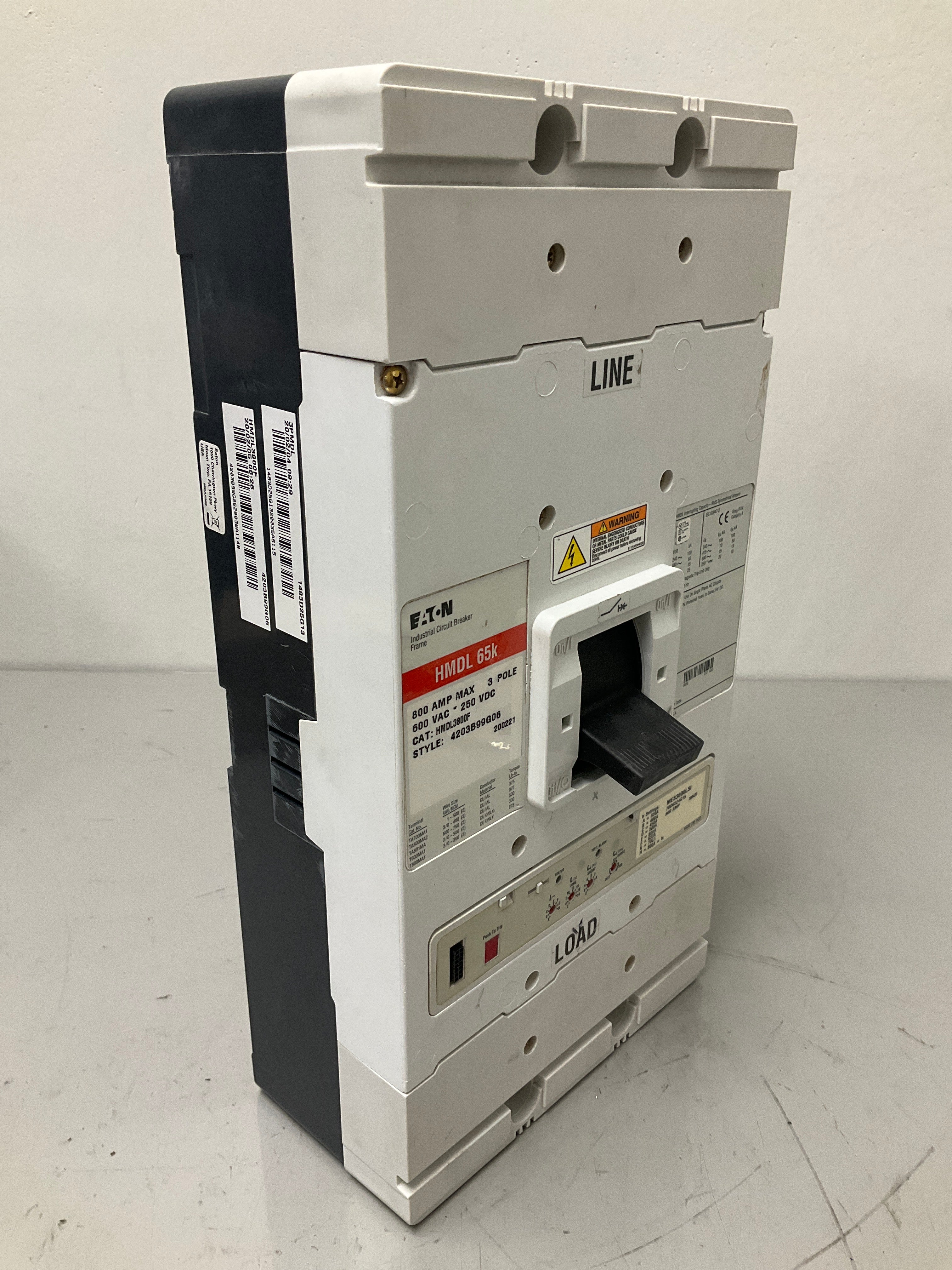 Used Eaton HMDL3800 3 Pole, 800 Amps, 600 Volts Circuit Breaker