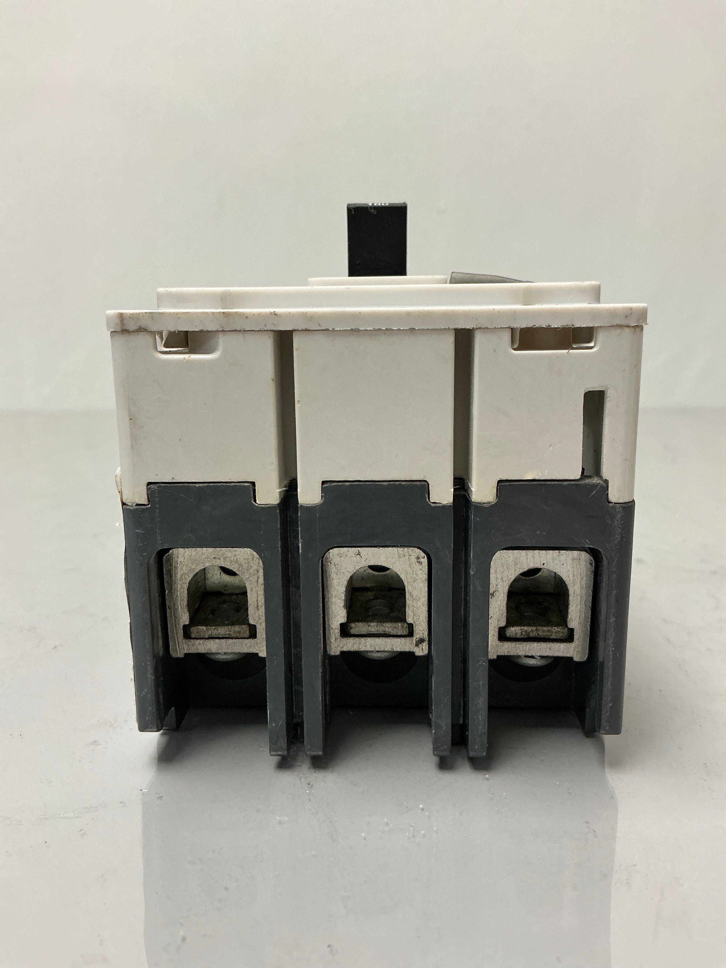 Used Siemens HEB3B100 3 Pole, 100 Amps, 600 Volts Circuit Breaker