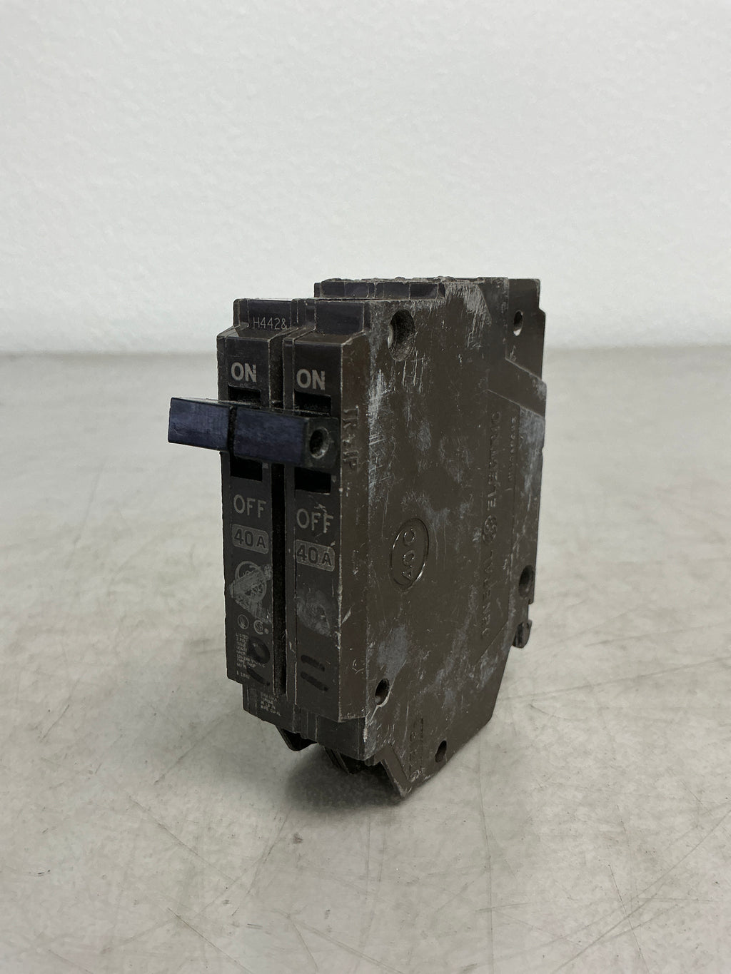 Used THQP240 2 Pole, 40 Amps, 240 Volts
