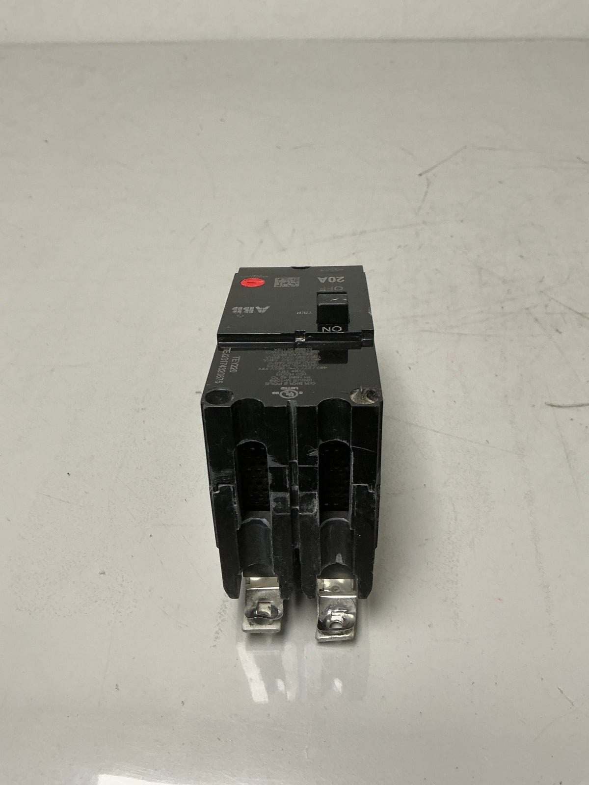 Used GE TEY220 2 Pole, 20 Amps, 480 Volts Circuit Breaker