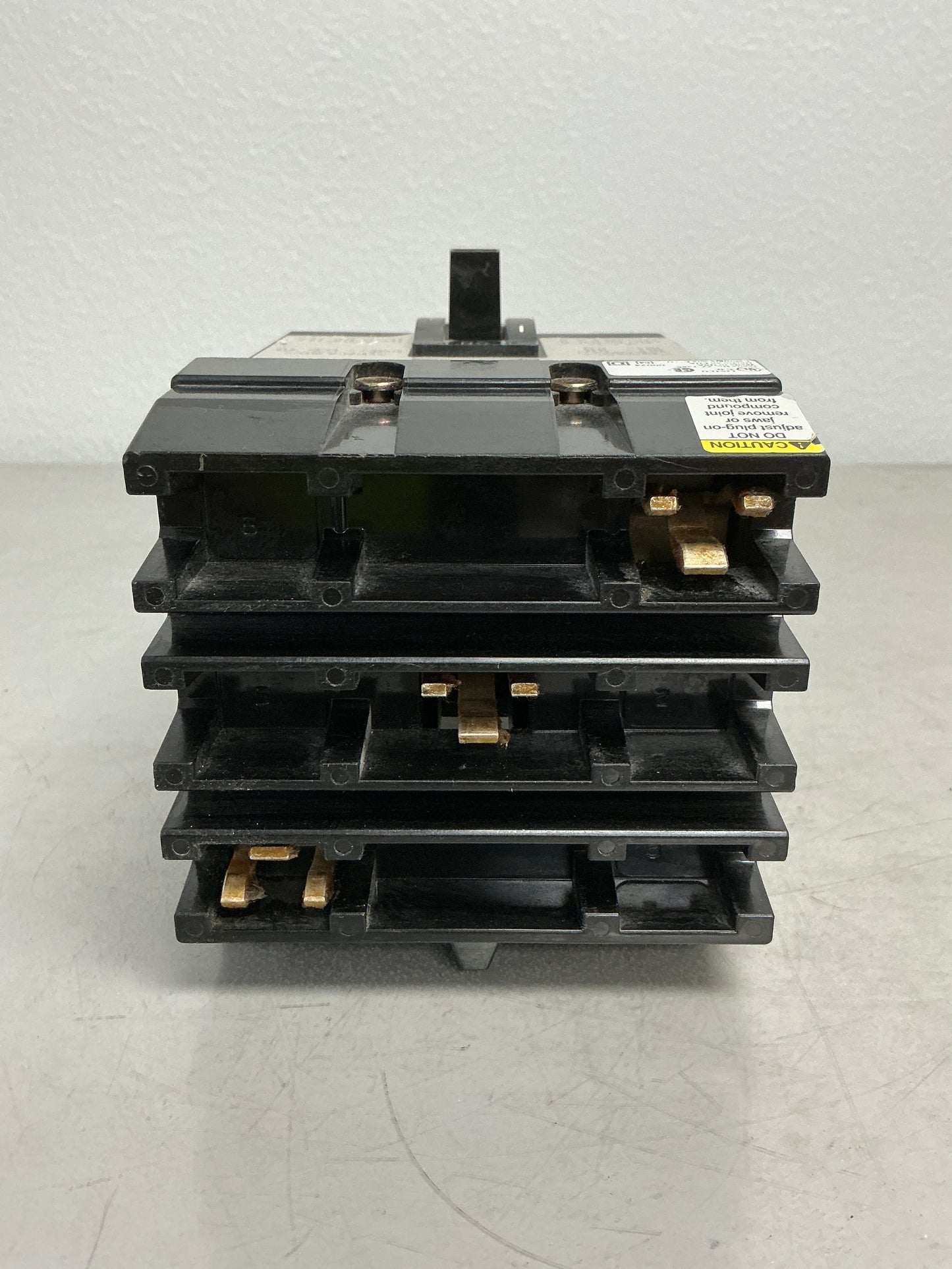 Used Square D FA36015 3 Pole, 15 Amps, 600 Volts