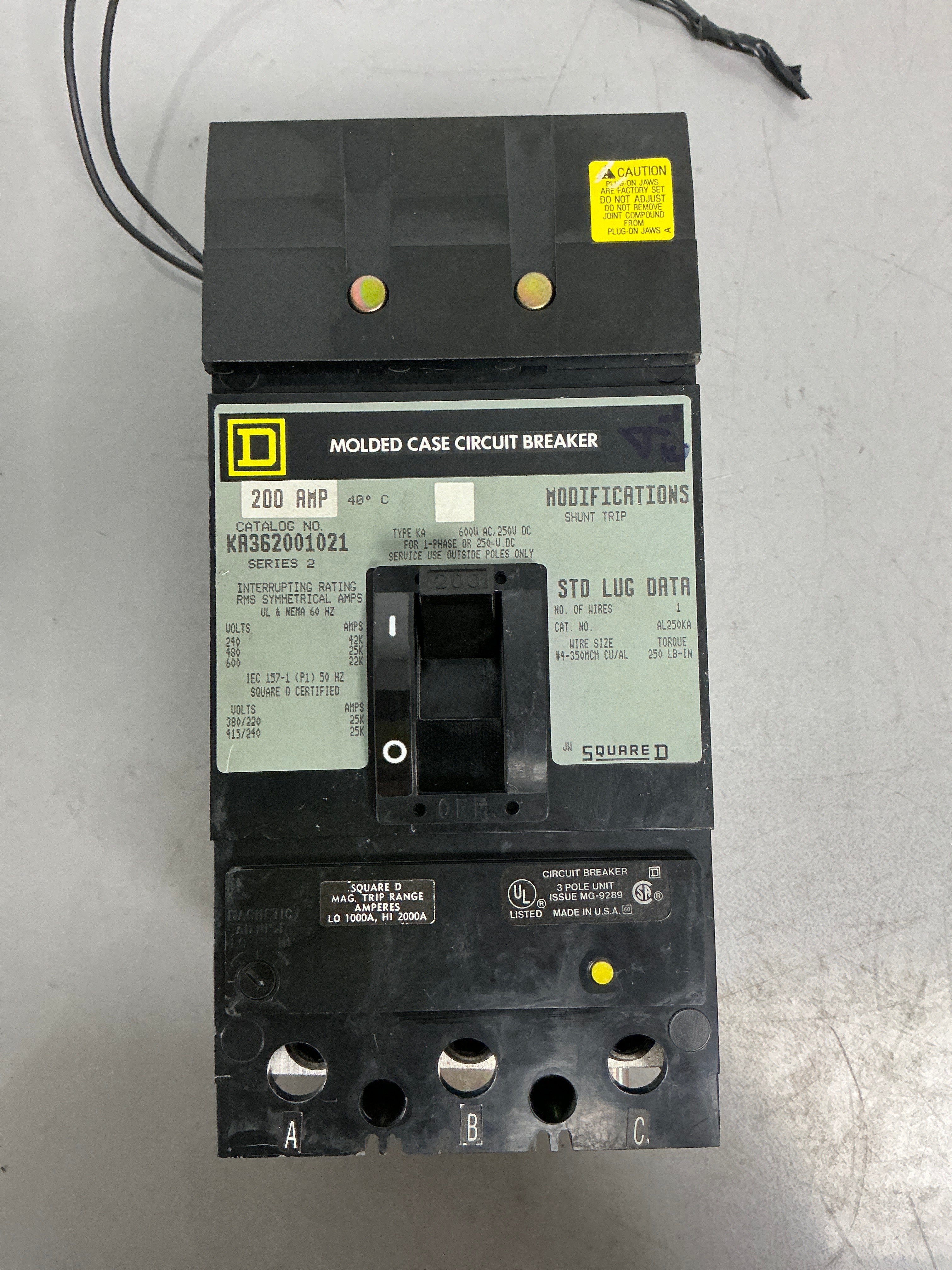 Used Square D KA362001021 Shunt Trip 3 Pole, 200 Amps, 600 Volts