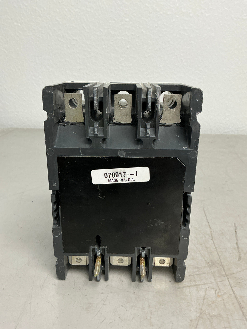 Used Eaton EDS3225 3 Pole, 225 Amps, 240 Volts